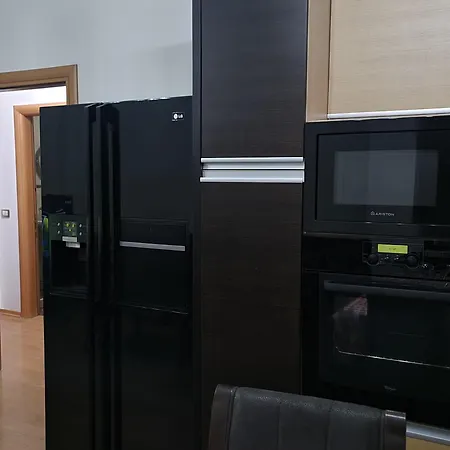 Apartmán Alba Center Apartment-2bedrooms&2bathrooms *